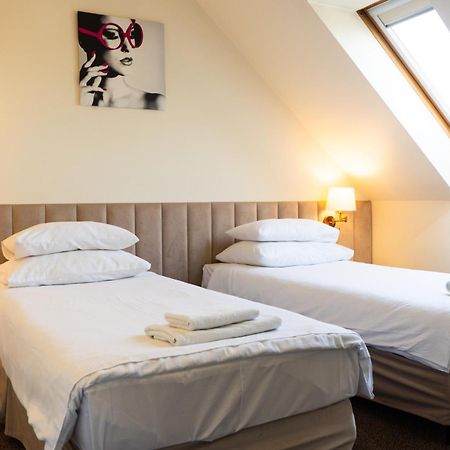 Hotel Court Wellness&Spa Kędzierzyn-Koźle Dış mekan fotoğraf