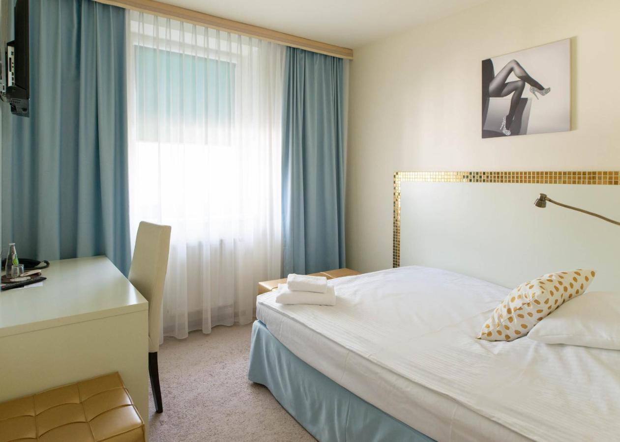 Hotel Court Wellness&Spa Kędzierzyn-Koźle Dış mekan fotoğraf