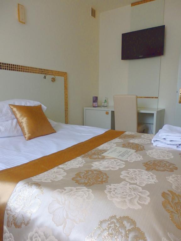 Hotel Court Wellness&Spa Kędzierzyn-Koźle Dış mekan fotoğraf
